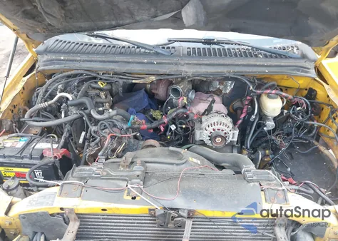 2002 Ford F-350 Lariat/Xl/Xlt z USA, uszkodzony, nr VIN 1FTSW31F82EA52722